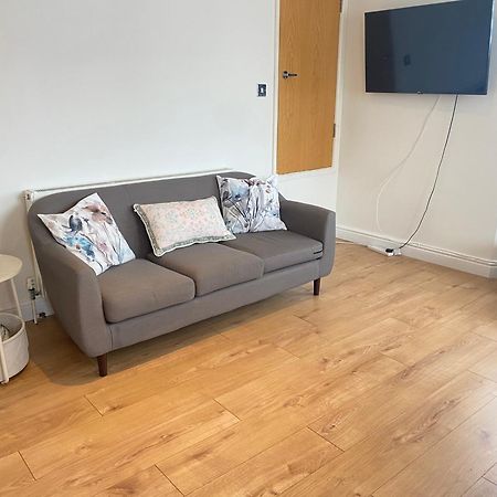 Apartament Sunny Bright Flat Near South Park And Oxfordbrooks Zewnętrze zdjęcie